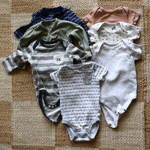 Lot of gender neutral baby onesies